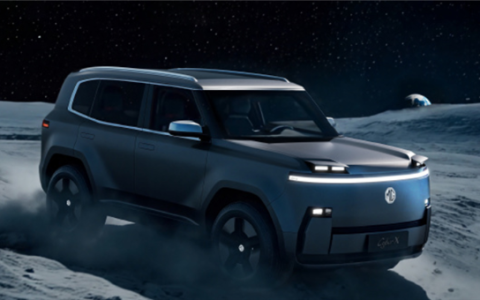 经典翻灯设计回归！MG Cyber X亮相：布加迪设计师亲手打造