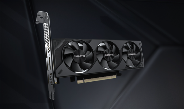技嘉推出半高刀卡RTX 5050：居然用上了三风扇！