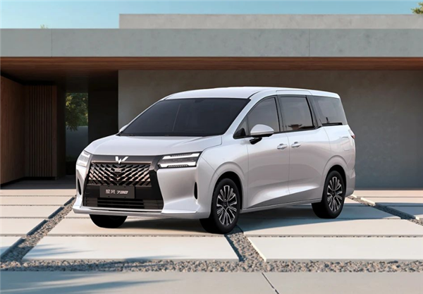 家家买得起的MPV 五菱星光730官图发布：三种动力任选