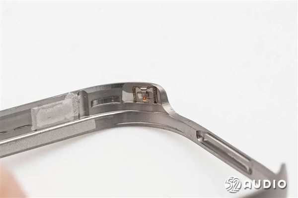 REDMI Watch 5智能手表拆解：全面采用小米自研玄戒系列方案