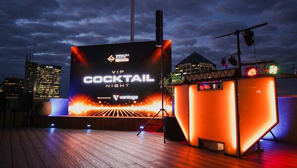 Vantage as the main sponsor of the official Wealth Expo Argentina Cocktail Event