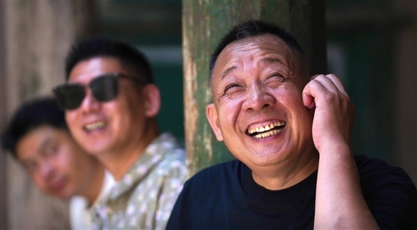 员工税后平均收入9千！于东来：胖东来未来每周工作不超36小时 年假不低于40天