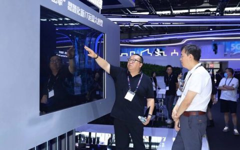 神州泰岳亮相2025 MWC 上海，"泰岳灯塔" 引领AI创新应用