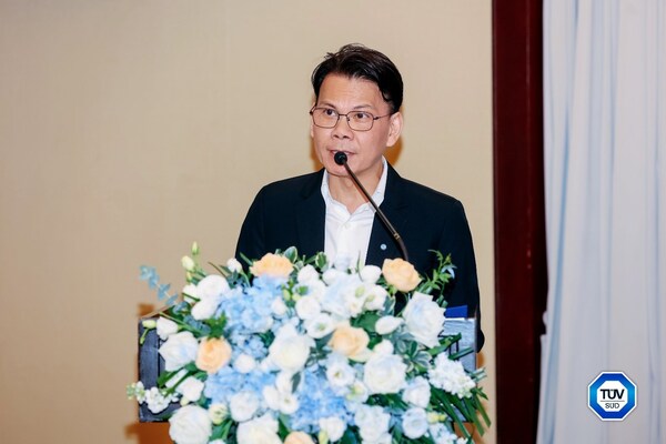 TÜV南德北亚区首席财务官李仲衡发表致辞