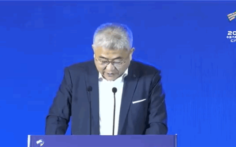 内卷式竞争没有赢家 奔驰销售公司总裁段建军回应价格战