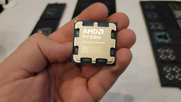 各自价位最好的两款游戏CPU！AMD 7800X3D、9950X3D降至历史低价