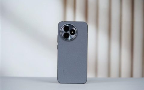 外卖小哥极力推荐REDMI K80至尊版：全程开GPS 从7点半用到下午4点