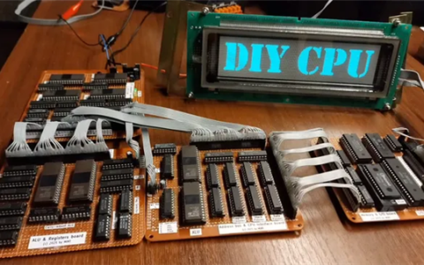真·手搓CPU！旧芯片打造完整CPU：纯手工焊接+1800行汇编代码