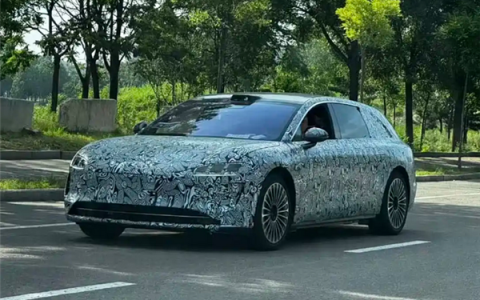 国产首款豪华旅行车！享界S9旅行版谍照更新：今秋正式发布