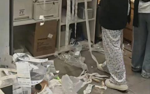 大爆单！外卖大战补贴升级 部分骑手时薪超百元