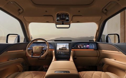 比亚迪售价超百万的豪华SUV！仰望U8L内饰官图公布：一深一浅