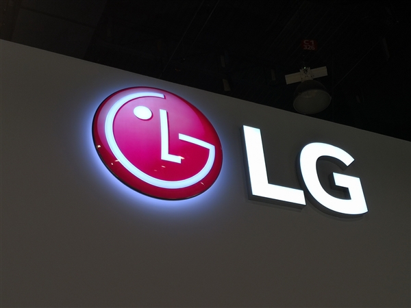 LG显示颠覆传统！电视产线测试新型OLED技术：分辨率突破在望