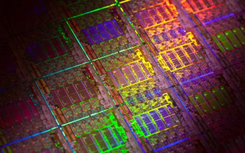 还是很行的！Intel 18A工艺重要进展：良率已超越三星2nm