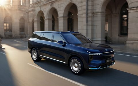 国产9字辈大SUV+1！上汽智己LS9官图发布：凯雷德即视感