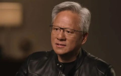 黄仁勋：中国军方才不会用美国AI芯片！人家自己有