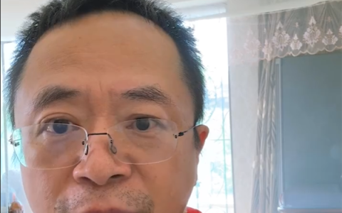 不被割韭菜了 周鸿祎谈AI搞副业：新手也能轻松增收