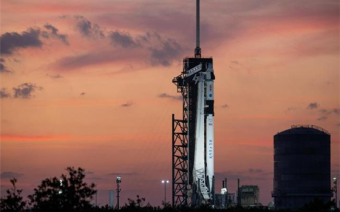 SpaceX将向xAI投资20亿美元：加强对抗OpenAI