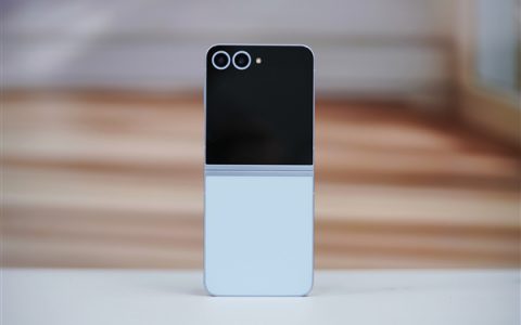 三星亲民折叠机Galaxy Z Flip7 FE首曝：售价或跌破万元大关