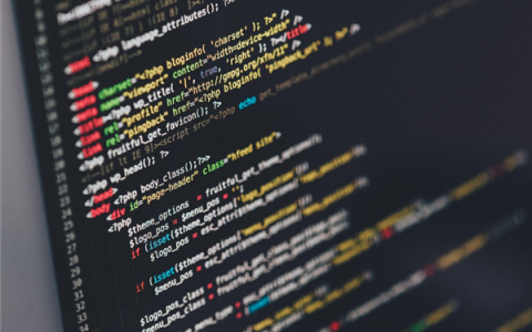 27岁程序员敲代码时视网膜脱离：看屏幕代码扭曲变形