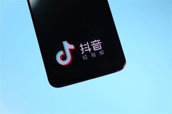 抖音爆红神曲、排名超越周杰伦 《大展鸿图》原唱回应赚了1.2亿