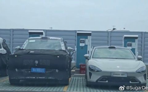 小米增程SUV最新谍照曝光：与SU7同框 设计很霸气