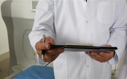 专家建议空调温度常设26度上下：开低浪费电 还有害身体健康