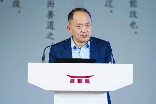 润泽园教育核心讲师、中国中小商业企业协会副会长郭红波