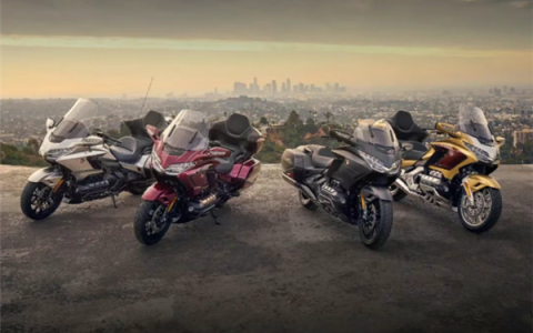 1800cc水平对置6缸机！本田金翼50周年纪念版上市：至高40.88万