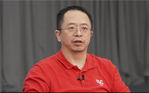 周鸿祎吐槽厂商标榜通用智能体：万能的智能体是不存在的