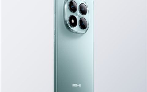 最美小金刚！REDMI Note 15 Pro+外观公布：首次全等深微曲屏幕/机身