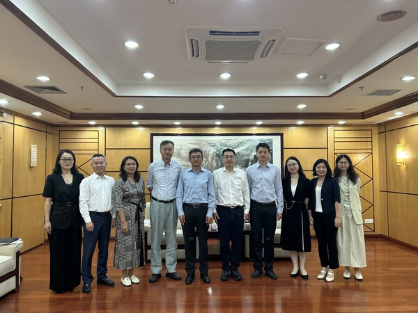 TÜV莱茵大中华区总裁夏波率代表团拜访广东省商务厅