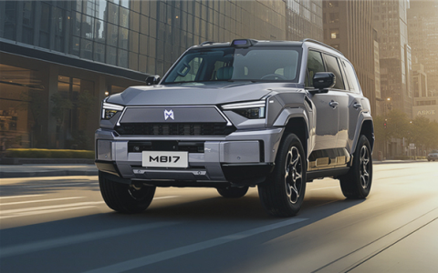 华为智驾座舱加持 硬派越野东风猛士M817上市：31.99万起