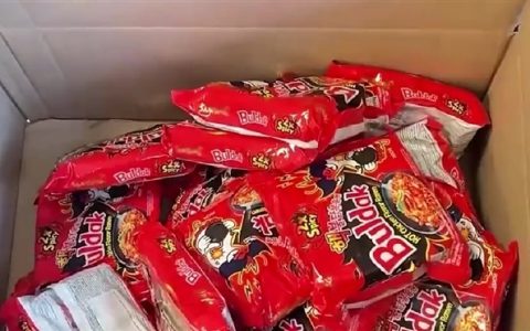 网红称吃火鸡面烧穿胃索赔7700万 韩企：毫无根据 没收到诉讼