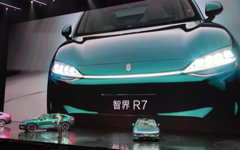 余承东：鸿蒙智行五界都要打造成六边形战士