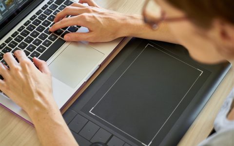 微软揭秘最难被AI取代的10大“黄金职业”：全是蓝领 白领最容易替代