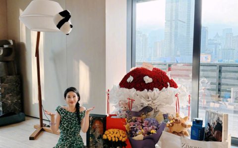 刘亦菲晒38岁生日照 众明星发文庆祝：网友直呼神仙姐姐依旧美丽动人