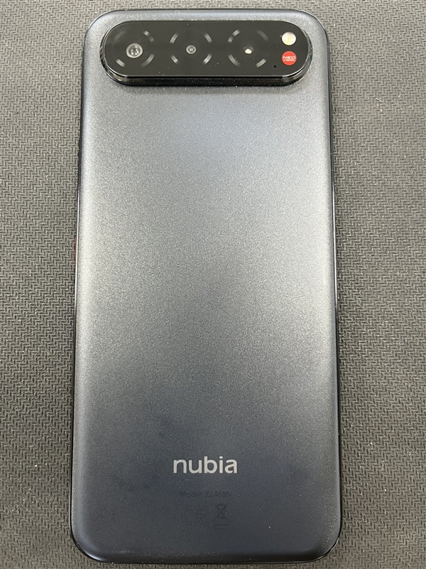 努比亚Air真机曝光：撞脸iPhone 17 Air