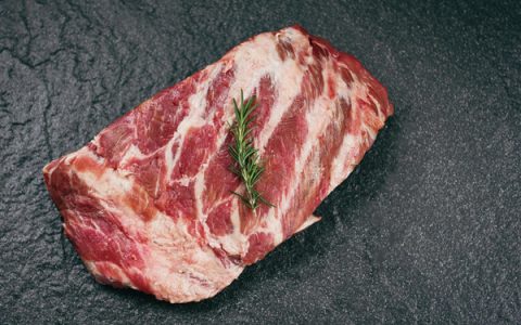 烤肉店停电 老板：全场56桌全免单