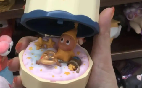 泡泡玛特首发多款新品几秒售罄 黄牛：订单多到发不完