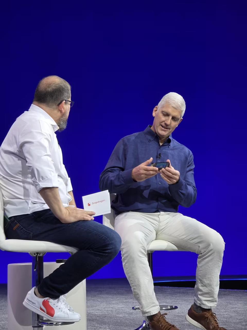 高通骁龙2025峰会彩蛋：回顾首款安卓手机HTC G1