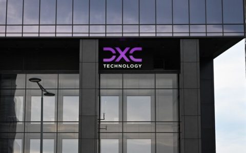 DXC成立全球AI能力中心，加速企业AI应用