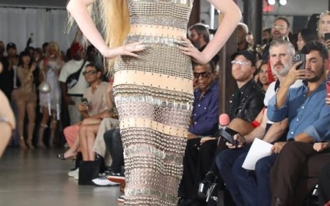 马斯克跨性别女儿宣称“经济独立”：自己的人生和父亲无关