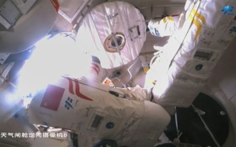 首次＋最多！神舟二十号航天员乘组圆满完成第四次出舱活动