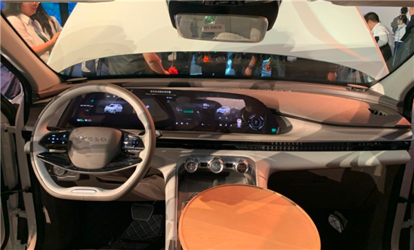 星途瑶光C-DM寰球版上市！新增单挡DHT版本 百公里亏电油耗5.4L更经济