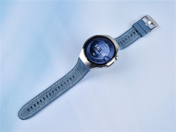 华为苹果手表巅峰对决：看谁能称霸2025年腕上科技