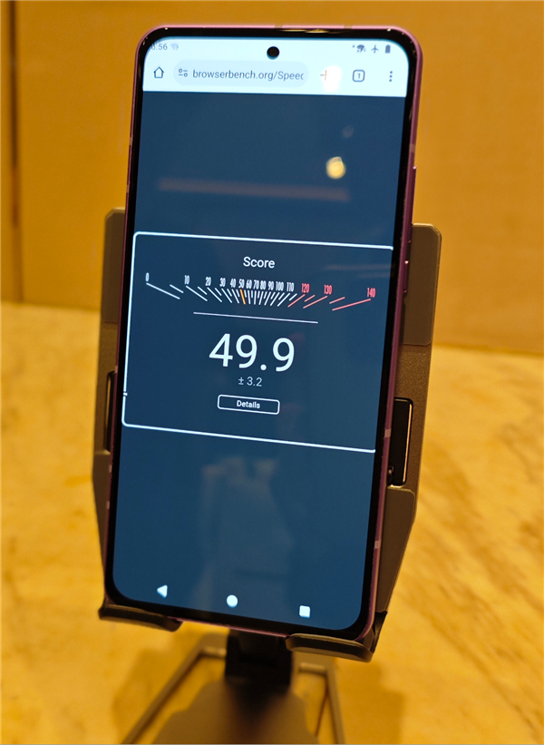 第五代骁龙8至尊版首发测试：CPU流畅度、AI双双提升超50％