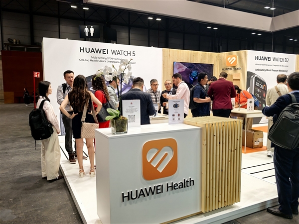 华为苹果手表巅峰对决：看谁能称霸2025年腕上科技