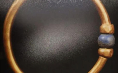 埃及3000年前法老金手镯被偷 熔后卖了不到3万元：系监守自盗