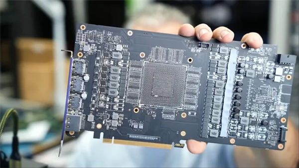 受害者+1！二手平台买RTX 4090：GPU芯片、显存全不见