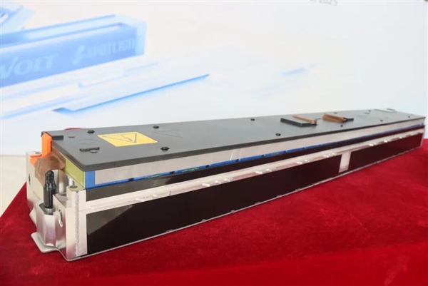 蜂巢能源半固态电池完成B样下线 一关键技术全球首次量产！